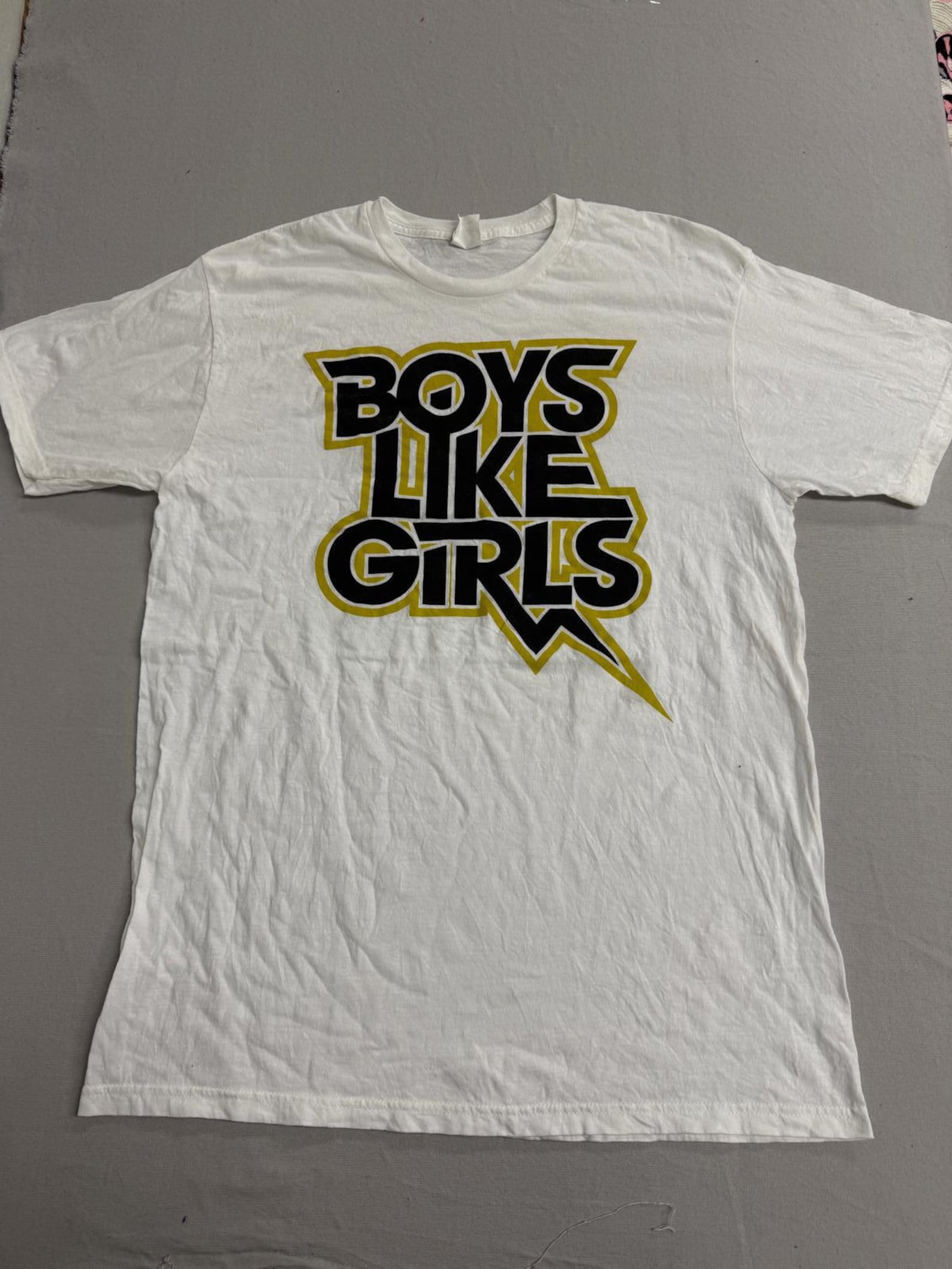 Boys like Girls Band T shirt - Thunder Lightning Tee - XL XL