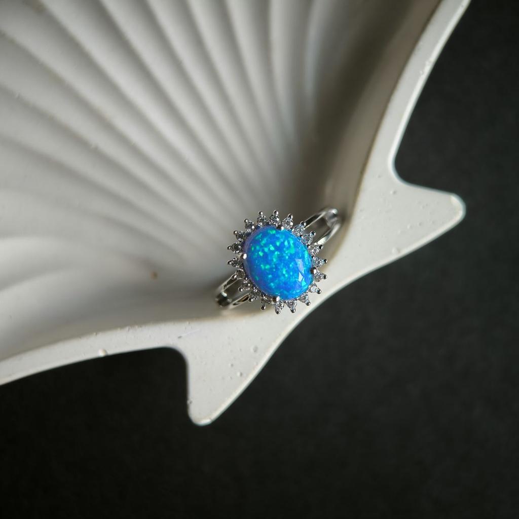 Серебряное кольцо с опалом, вес изделия 2,88 гр (2190493)