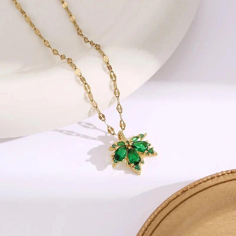 1 Pcs Luxury Cool Breeze Maple Snowflake Gold Plated Copper Pendant With Stainless Steel Chain Combination Necklace