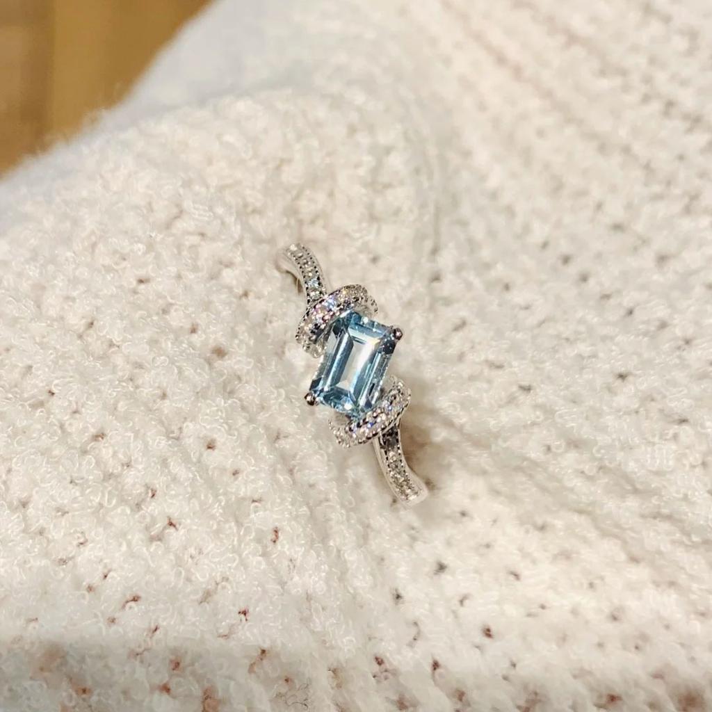 Blue Series Simple Fashion Exquisite Ring Light Luxury Fresh Classic Square Gem Rings for Women Suitable for Daily Jewelry Gifts