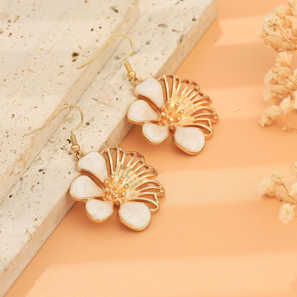 Vintage oil drip flower necklace bracelet earrings set fresh and sweet asymmetrical jewelry