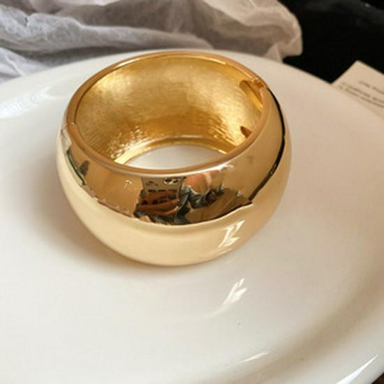 European-American Irregular Concave Bangle: Chic, Cold Style Luxury Bracelet for Women