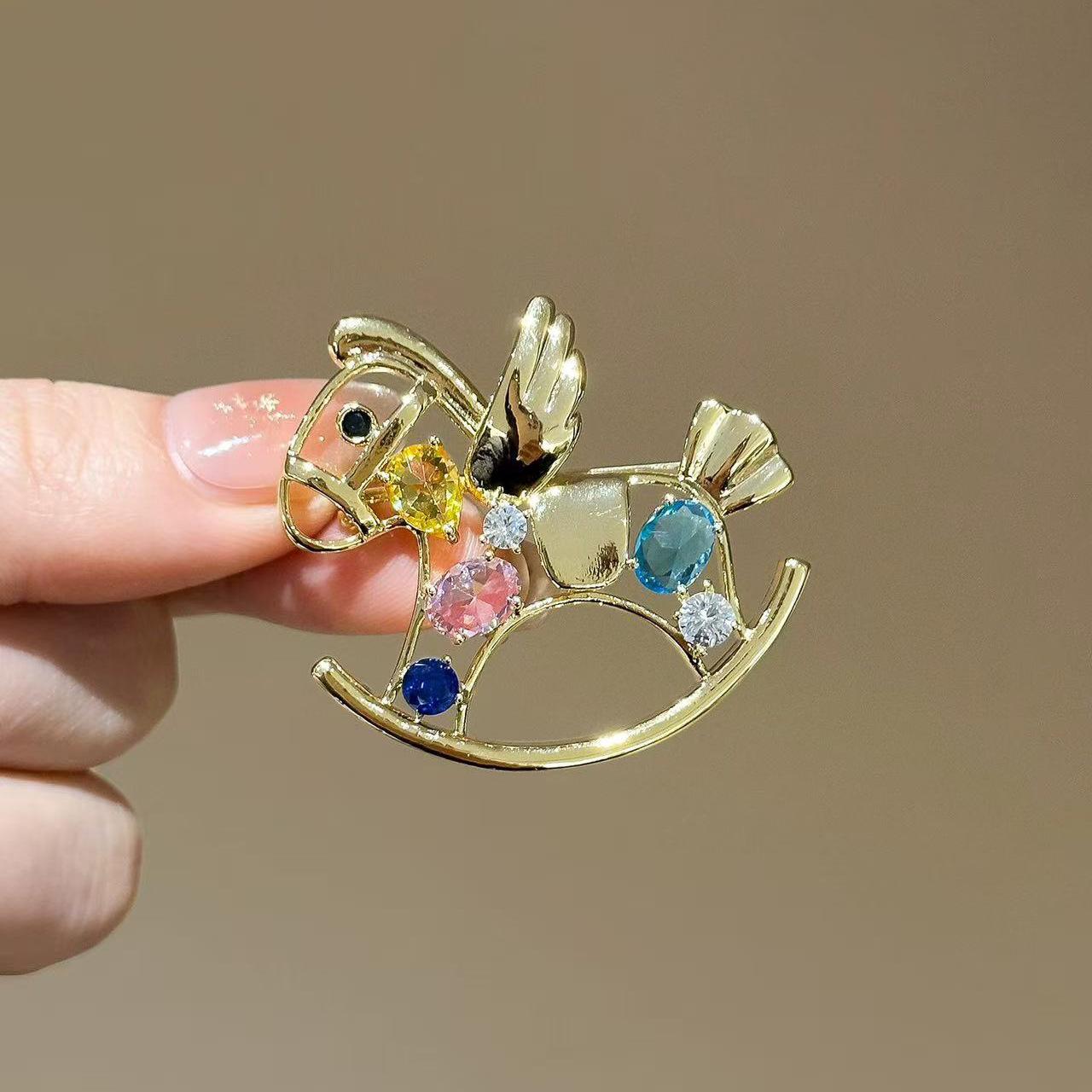 Красочный Искрящийся Маленький Пегас, Изысканная и Высококачественная, Маленькая, Уникальная и Милая Брошь 3*5CM