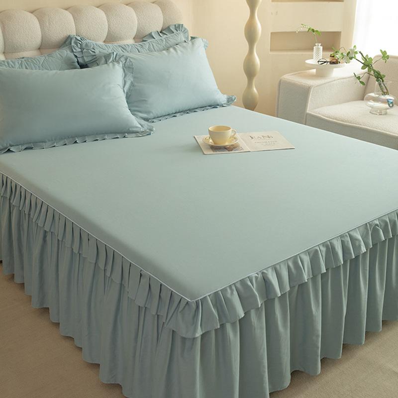 3pcs Minimalist Solid Color Bed Skirt Set, Contemporary Style, Polyester 100.00%, Machine Wash, Red, Lace, Ruffle, Soft and Comfortable Fabric