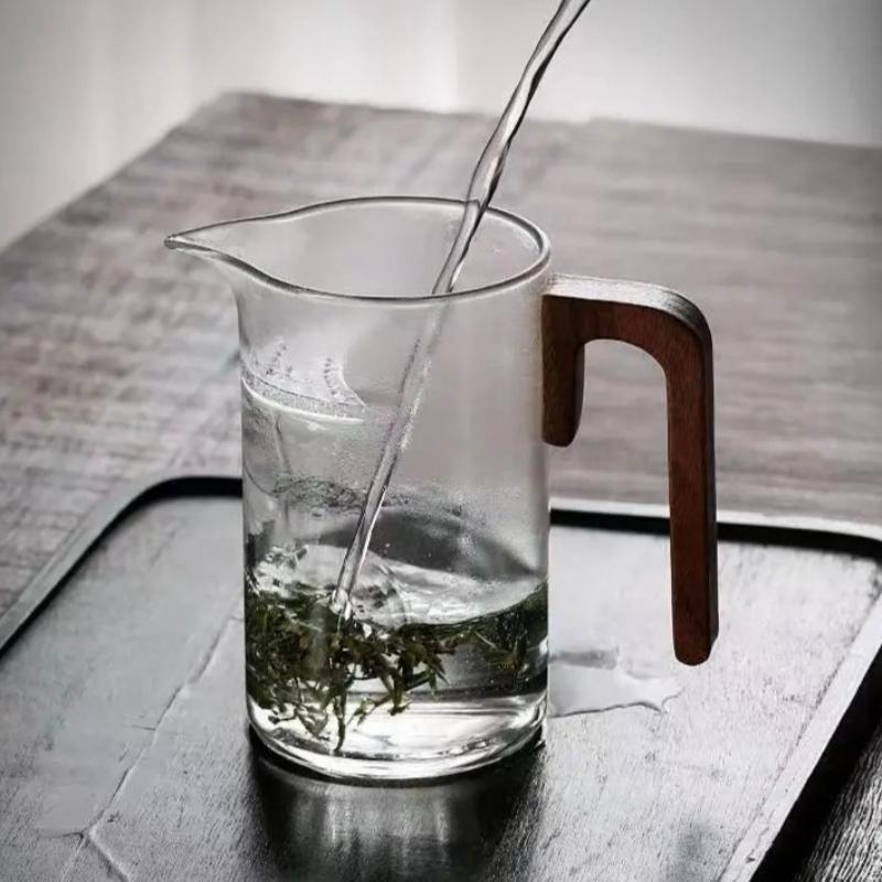 High Borosilicate Glass Side Wood Crescent Filter One Fair Cup Transparent Glass Tea Sea Tea Dispenser Kung Fu Pour Tea