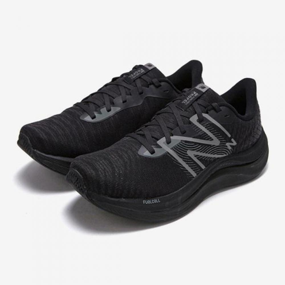 

New Balance Half Club Men S Running ShoeS Mfcprcz4 Nbpfdf740k 250