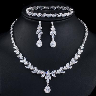T0145 Tempérament Noble Et Bijoux Élégants Pour Mariée, Collier Zircon Haut de Gamme, Boucles d'Oreilles, Bracelet Ensemble Trois Pièces