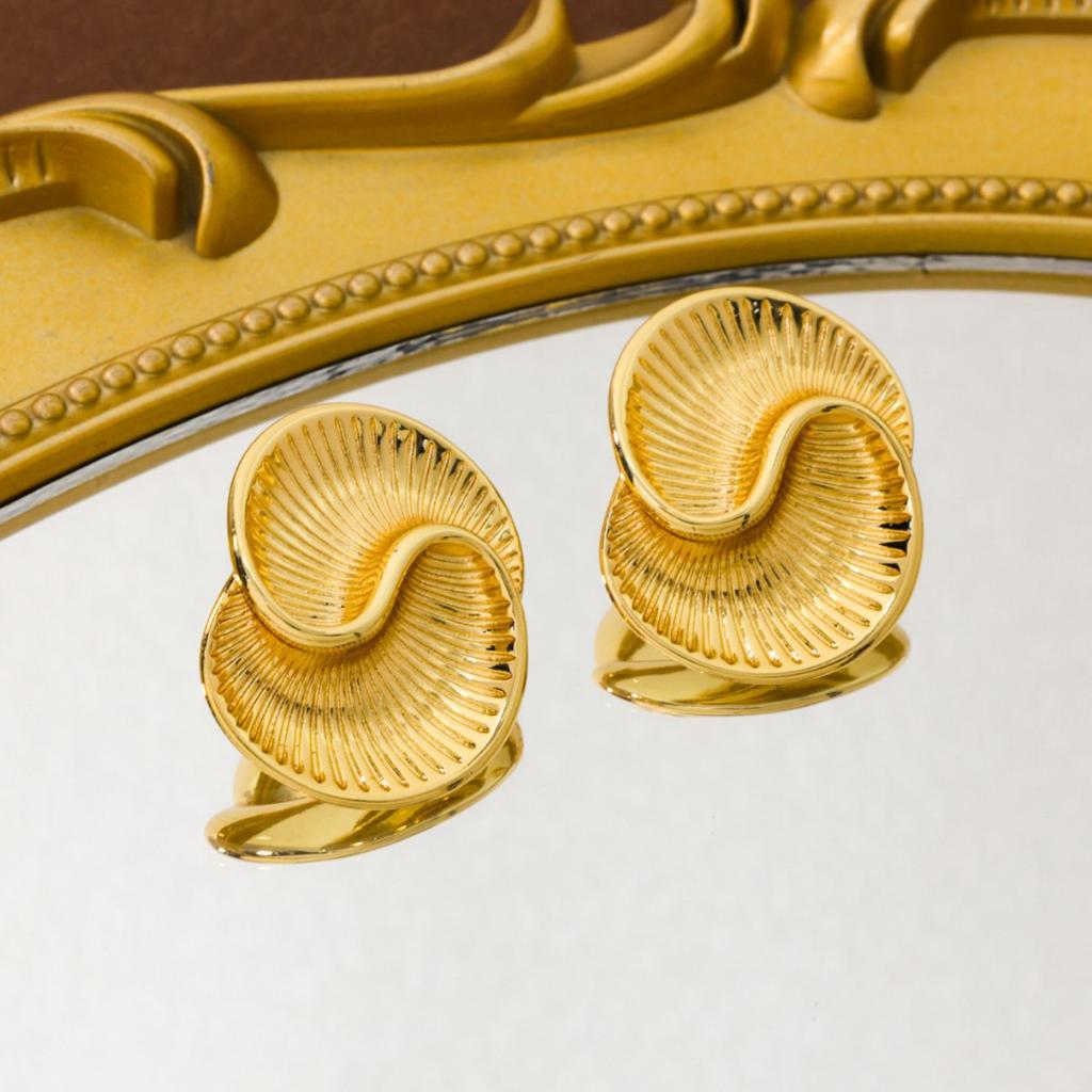 Ins Style Copper Plated 18k Gold Droplet Texture Spiral Earrings Internet Famous Same Asymmetrical Color Retention Women