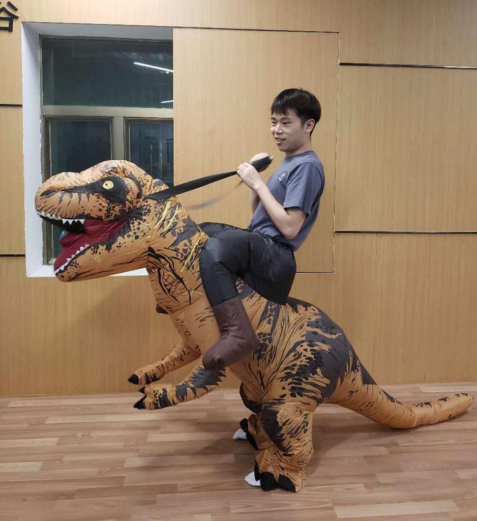 Bohuiteng Dinosaur Cosplay Dinosaur Kigurumi Rider Adult Halloween Party Costume Set Half-Body Costume, Outfit, Unisex, Monster, Air-Fillable, (Brown)