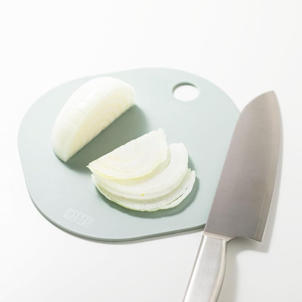 Skärbräda Nikii Grön 1 Styck Bredd x Djup x Tjocklek Skärbräda Tillverkad i Japan Tål Maskindisk Antibakteriell Liten Mini Skärbräda Rund