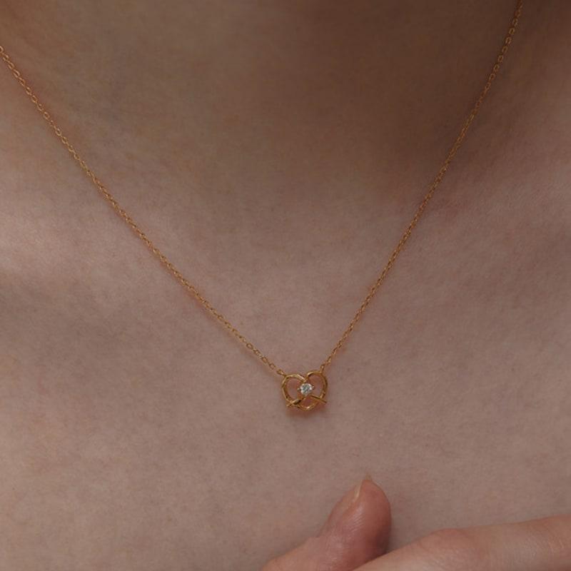 TATIANA (925 Silver) Pretzel Heart Necklace NZ2155