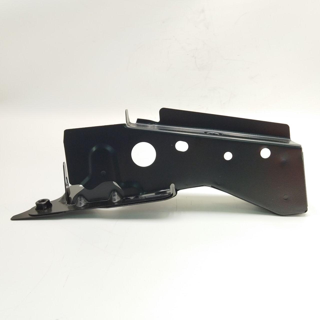 Front Main Beam Bracket Outer Plate for Sylphy 12B17 (RG51F0-3DBMA-DB) Default