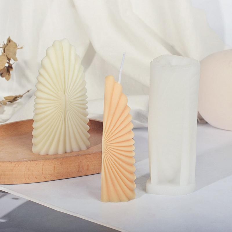 Silicone Candle Mold Bullfighting Horn Wax Candle Mould Kit with Candle Wicks for DIY Aromatherapy Candles Arts & Crafts