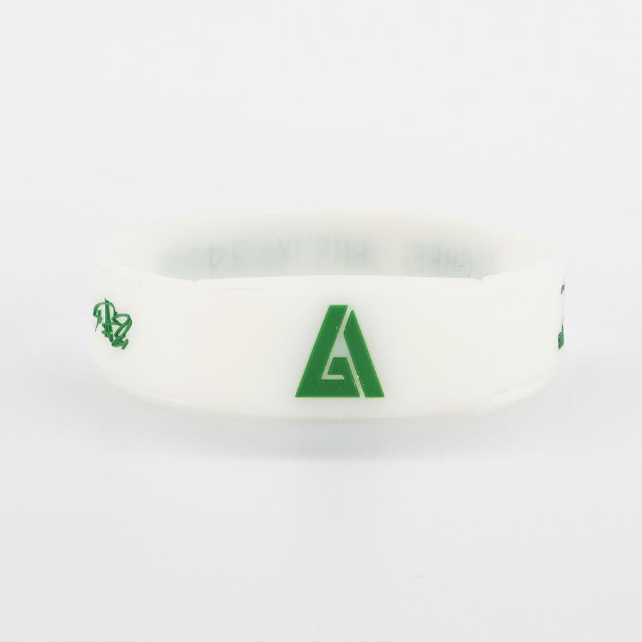 NBA Luminous Silicone Bracelet: Curry, Durant, James, Irving Edition, 20cm Snap Closure.