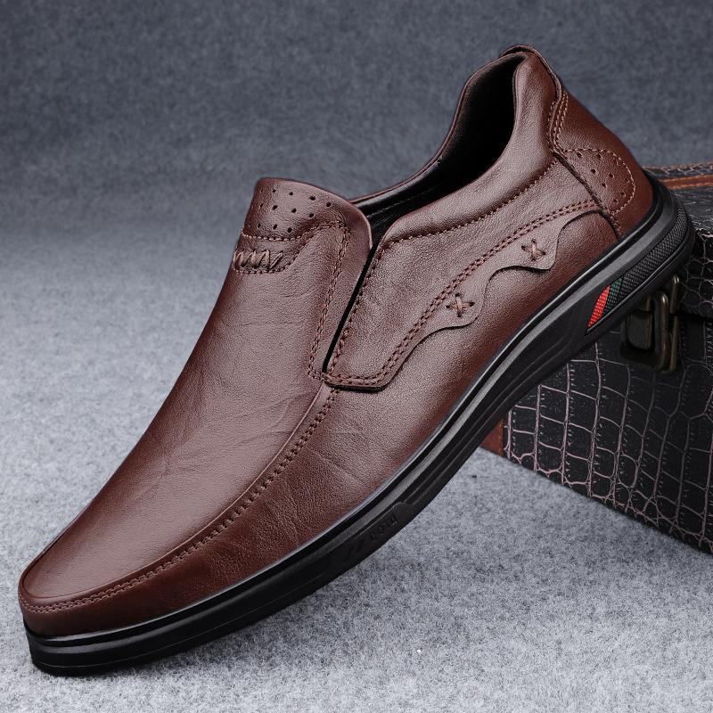 Fashion Genuine Leather Men Boat Shoes Breathable Male Business Loafers Classic Slip on Flats Casual Footwear New Antiskid Driving Shoes