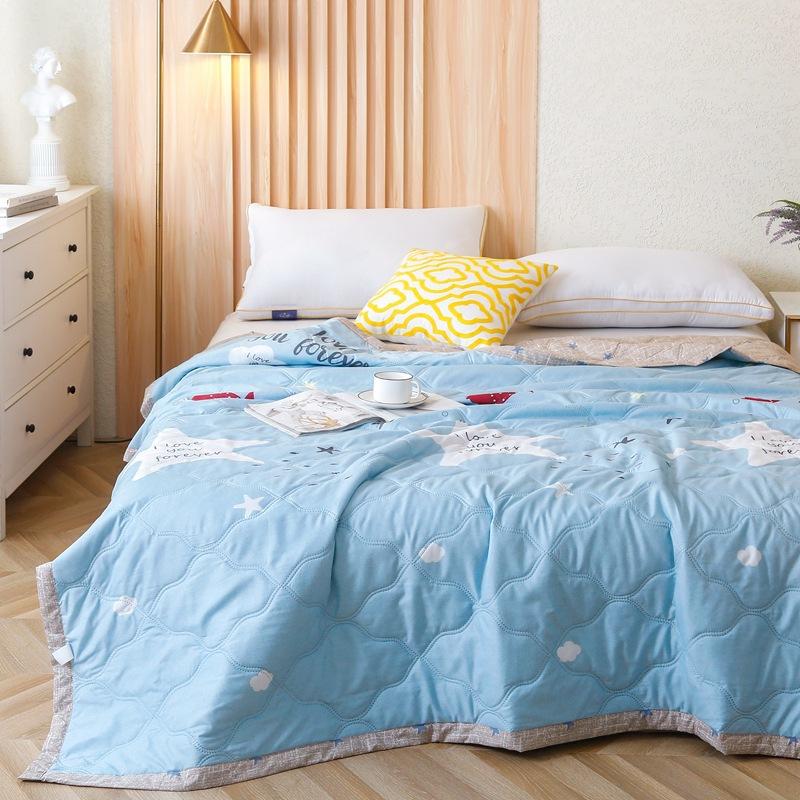 Summer Thin Quilt Comforter Soft Air Conditioning Four-season Quilt/Duvet/Blanket Bed Duvets 150 Single Bed Quilt Bedspreads
