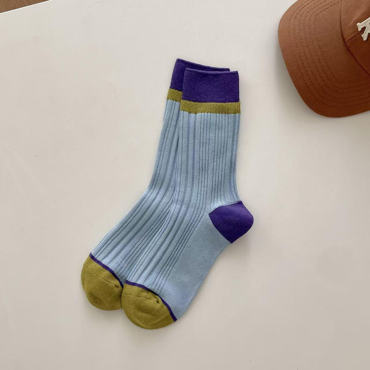 

Women s Seamless Retro Striped Merlot Socks - Color Block, Mid-Calf, Double Needle, Versatile for Spring and Autumn One Size синій