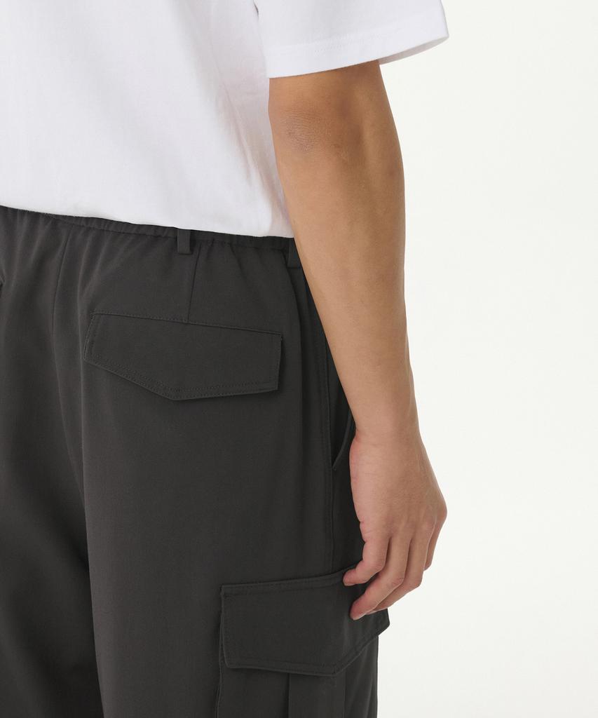 MUSINSA STANDARD Parachute Banding Cargo Slacks [Gunmetal]