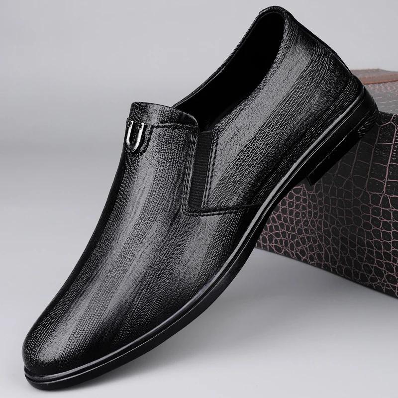 Fashion 2025 New Casual Leather Business Loafers for Men Round Toe Formal Office Wedding Dress Shoes Handmade Slip-On Flat Walking Shoes