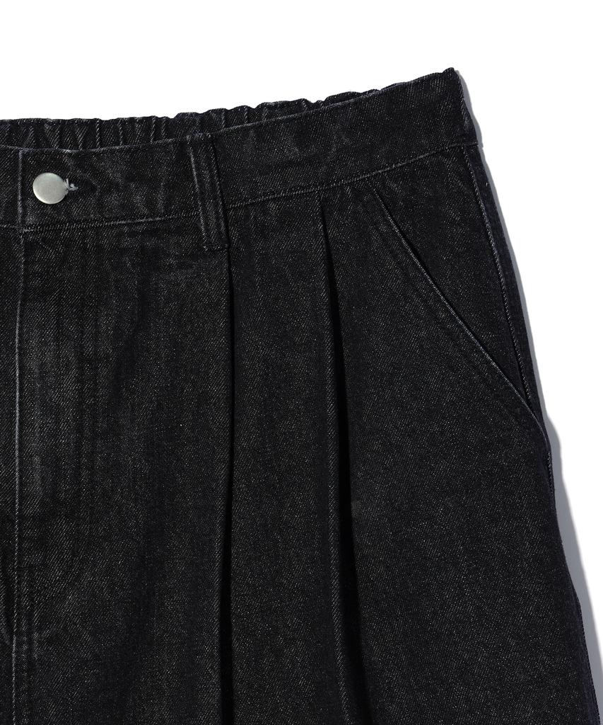SOUNDSLIFE Two Tuck Denim Shorts Black