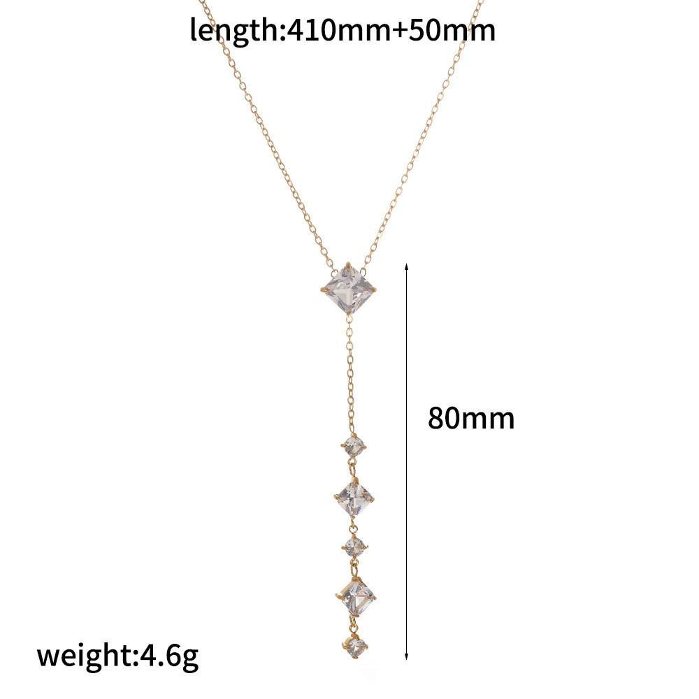 Lightweight Geometric Stainless Steel Necklace For Women With Zirconia Detailing For Daily Wear