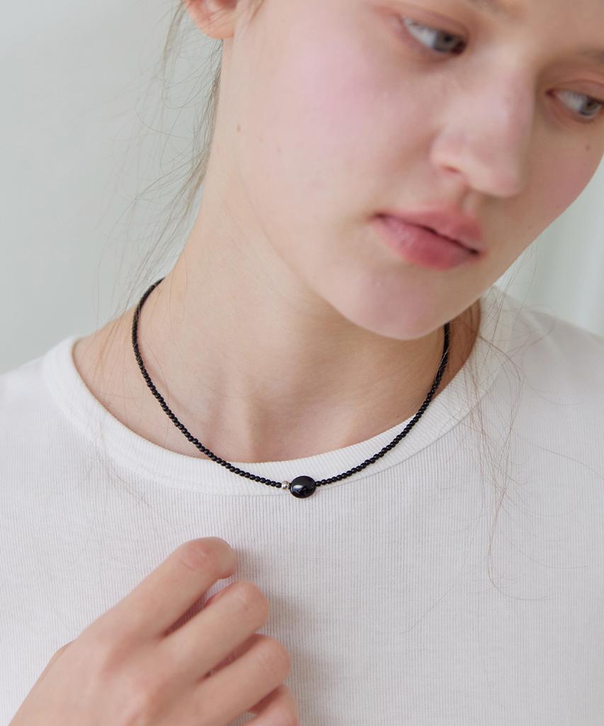 Minco Onyx Bead Necklace_Black