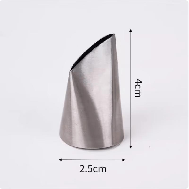 Qiwei Cake Decorating Piping Nozzle & Tool Set