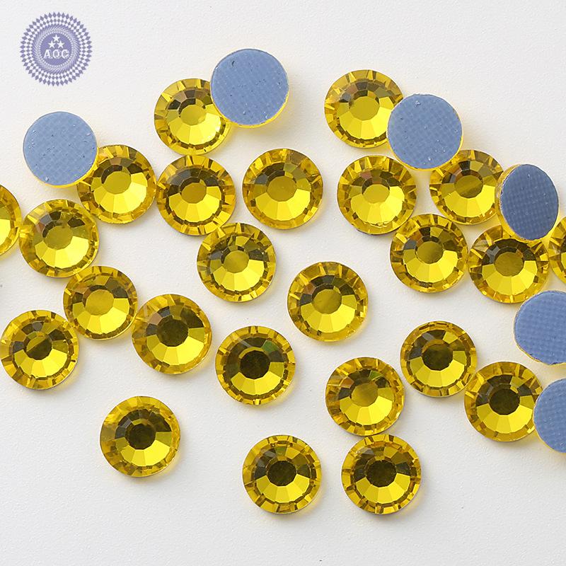 Color Summary Clothes Imitation Austrian Hot Diamond Clothes Diamond Dance Clothing Diamond Xiuhe Clothing Diamond Flat Bottom Diamond Accessories