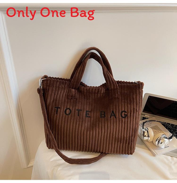 Ladies Shoulder Bag With Nylon Lining And Zipper Closure For Commuting