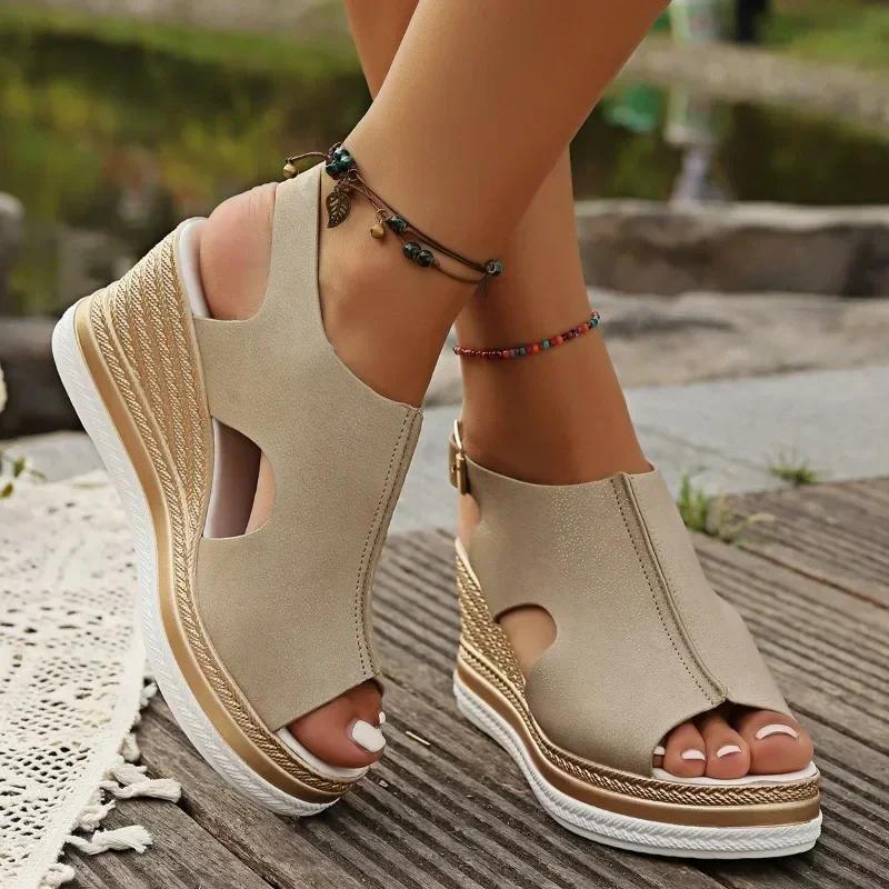 Fashion Women's New Summer Wedges Platform Sandals Casual Oudoor Shoes Female Fashion Buckle Sandals Women Peep Toe High Heels Sandalias