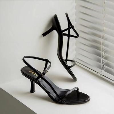 Sandali da donna nuova estate stesso stile tacco sottile fibbia tacchi alti sandali sexy punta aperta versione coreana