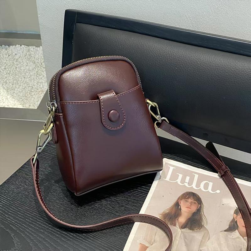 Hot-Selling Phone Bag for Women 2025 New Genuine Leather Vintage Single Shoulder Crossbody Small Square Bag