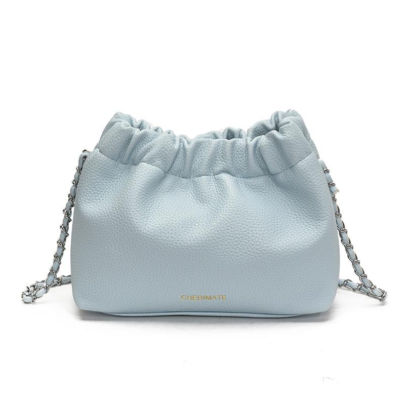 

Popular simple style solid color pleated cloud bag women s niche leisure commuting versatile high-end textured messenger bag