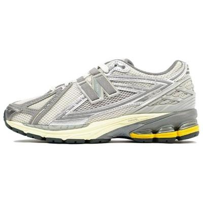 1906R Moonbeam Raincloud Unisex Sneakers Grigio Rain-Cloud M1906RRD