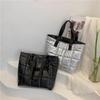 Korean Style Cotton-Padded Women's Fashion Tote Bag, 2023 Large Capacity Lightweight Shoulder Commuter Bag