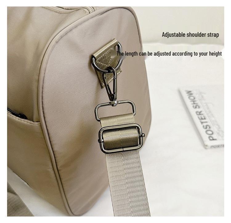 Men's & Women's Large Waterproof Travel Bag - Portable, Lightweight, Versatile for Short Trips and Dorm Use