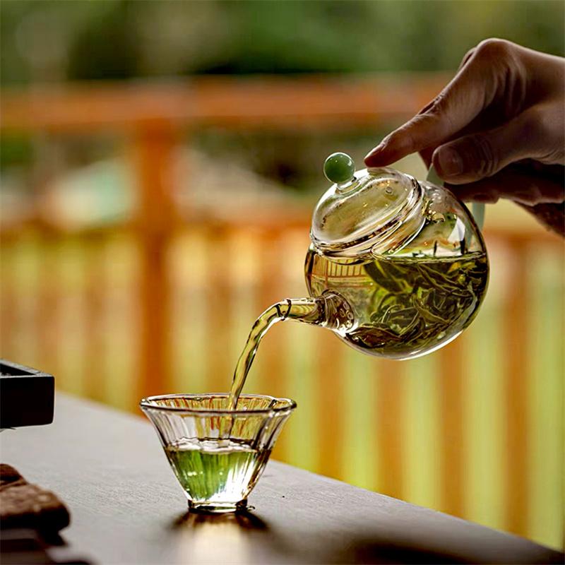 Liten Kapasitet 200ml Varmebestandig Imitert Jade Håndtak Liten Glass Tekanne Med Sil Kungfu Te Sett Brygging Tekanne Te-utstyr