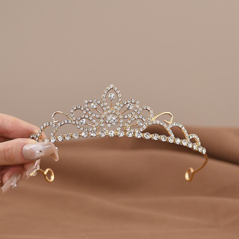 Children s Crystal Princess Crown Headband - Kids  Fashion Headdress for Birthdays and Performances.