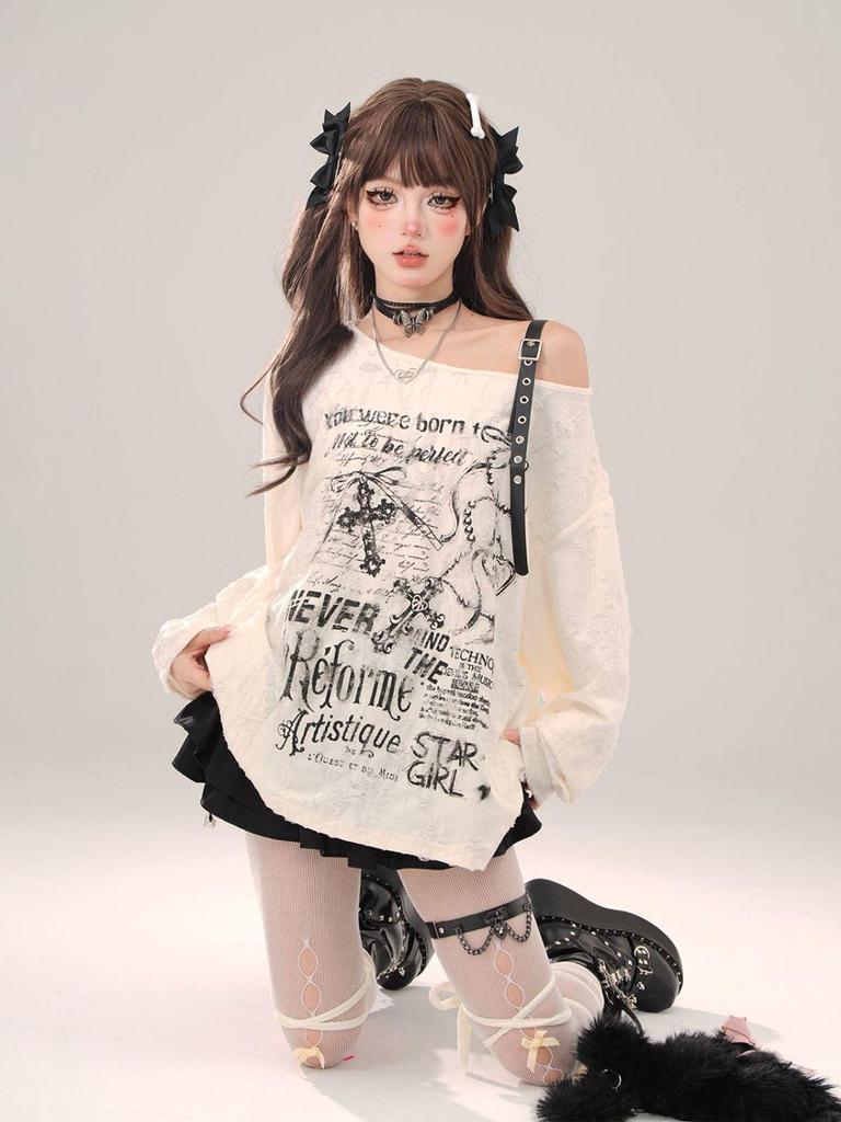 Sladký a pikantní dámský top s dlouhým rukávem odhalující ramena - Trend raného podzimu