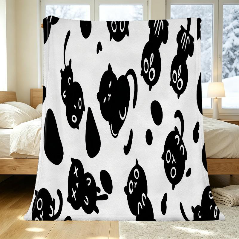 Cartoon Cats Flannel Throw Blanket – No Shedding Soft Warm Cozy, Perfect for Home, Sofa, Nap, TV Watching, Christmas & Halloween