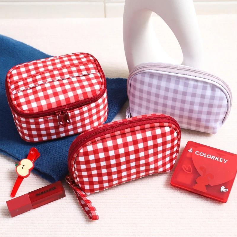 Cute Red Purple Plaid Handbag for Women, Portable Travel Makeup Pouch, Small Large Toiletry Cosmetic Bag with Zipper