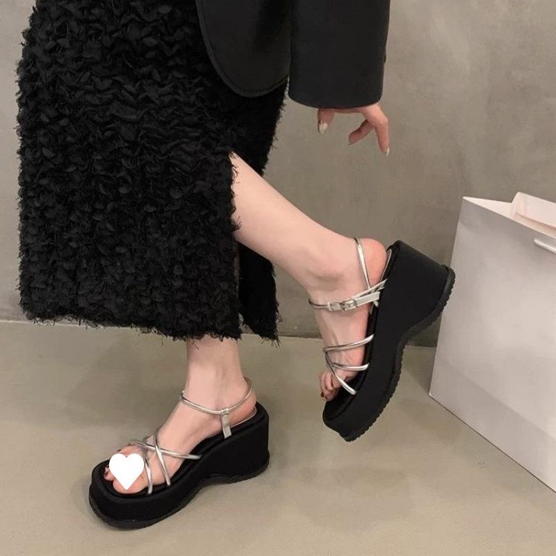 Wedge Heel Sandals Women's Summer 2025 New Summer Wear Heightening Platform Slippers Women's Skirt Fashion Roman Shoes Women