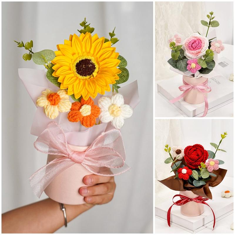 Knitted Flower Bouquet Crochet Rose Flowers Hugging Bucket Christmas Teacher's Day Gift Artificial Flowers Crochet Bouquet