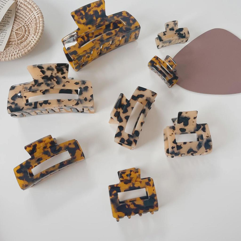 Retro French Leopard Print Hairpin for Bangs and Broken Hair