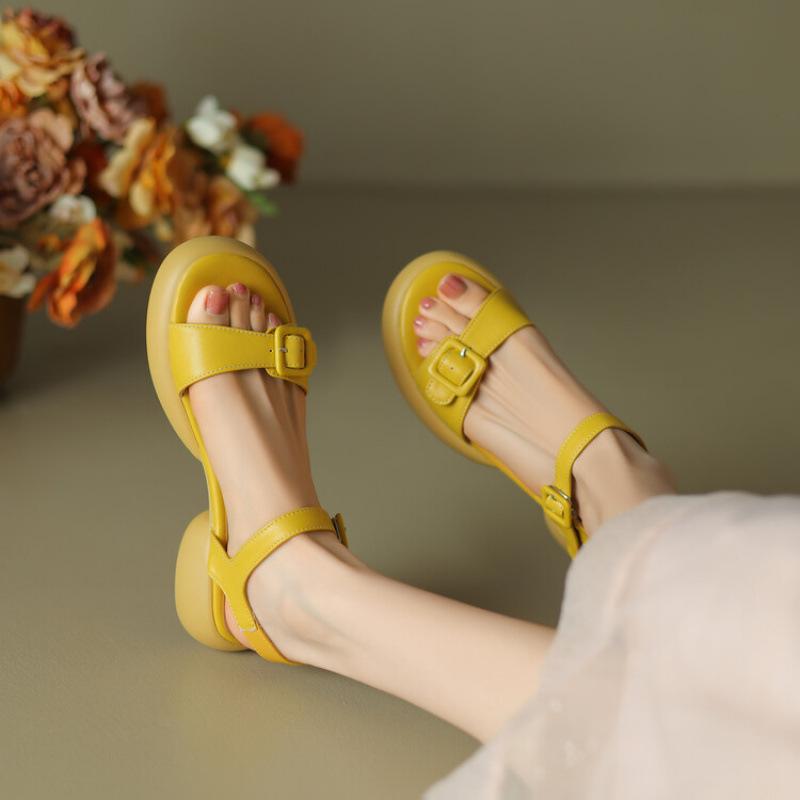 Summer Student Sandals Women's Round Head New Sandals Rubber Soft Sole Platform Sandals Buckle Girl Word with Sandals