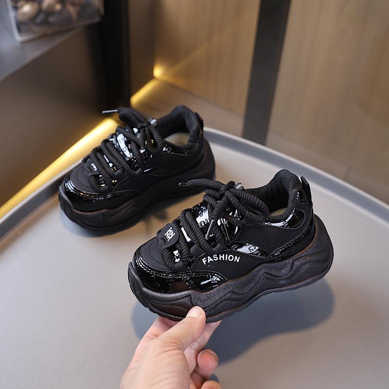 Children's sports shoes 2025 autumn new boys solid-soled trendy shoes girls soft-soled dad shoes baby casual shoes