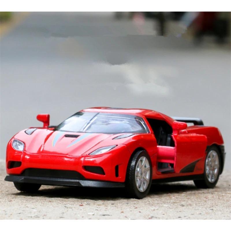 1/32 Koenigsegg CCR Alloy Sports Car Model Diecast Metal Toy SuperCar Model Simulation Sound and Light Collection Childrens Gift