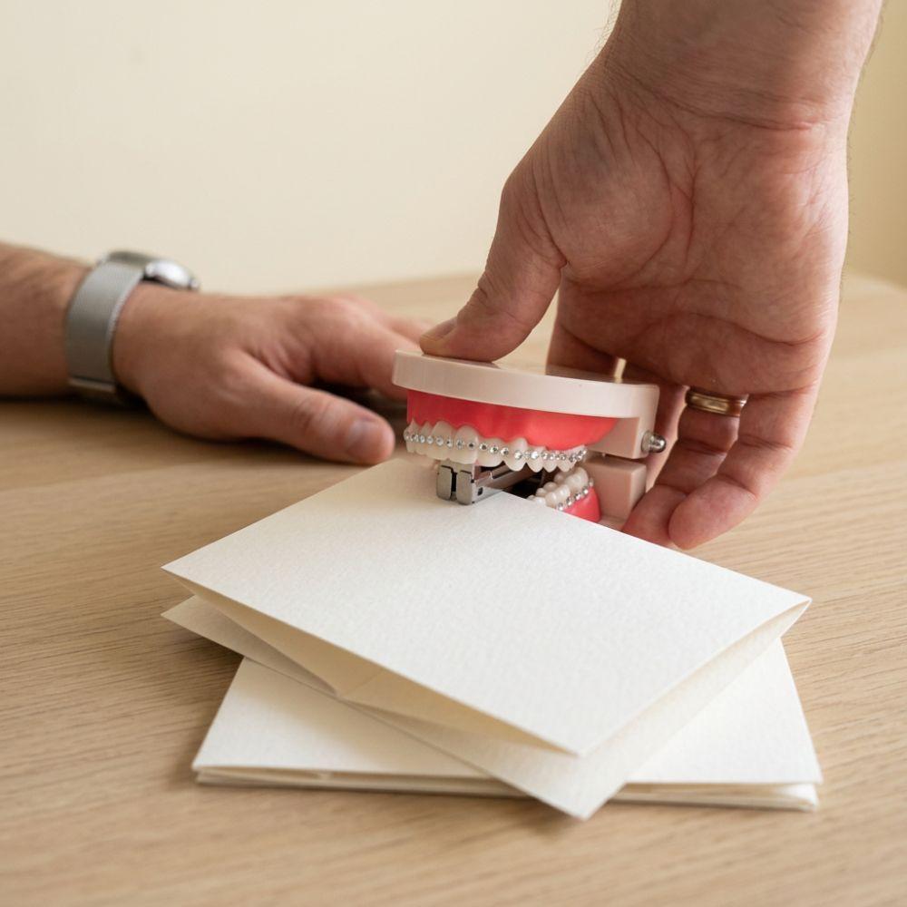 Plastic Denture Shaped Stapler Easy Stapling Teeth Desktop Stapler  Student Stationery