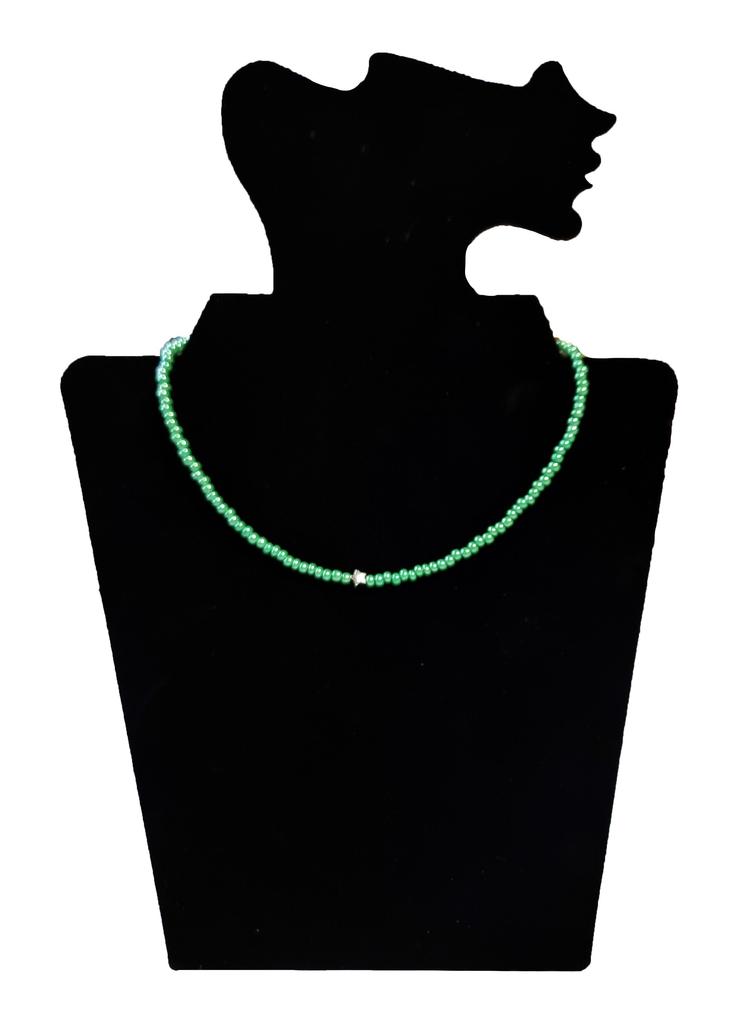 Handmade Beaded Choker with Star Pendant – Green Necklace