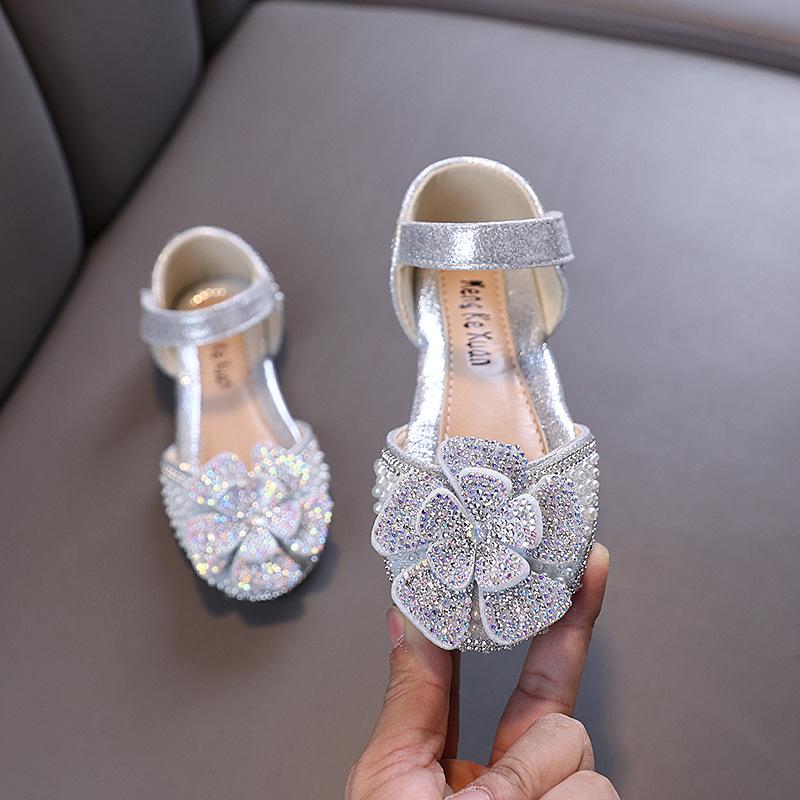 

Весенне-осенний новый стиль, женственные, для маленьких девочек, девочек, принцессы, туфли на плоской подошве со стразами, кожаная обувь, обувь для танцевальных выступлений 21 серебряный